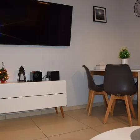 W Niechorzu Przy Latarni Z Garazem * Niechorze